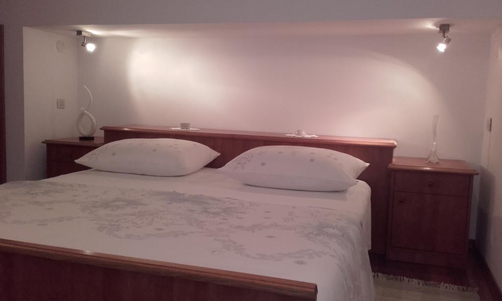 Apartments Natali Kaštela Εξωτερικό φωτογραφία