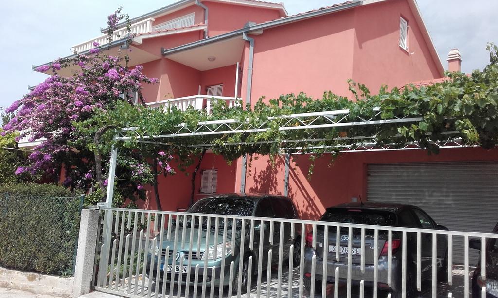 Apartments Natali Kaštela Εξωτερικό φωτογραφία